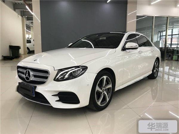 奔驰E300二手价格介绍-高档商务标准配置