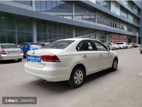 紧凑型家用车:2016款的二手桑塔纳
