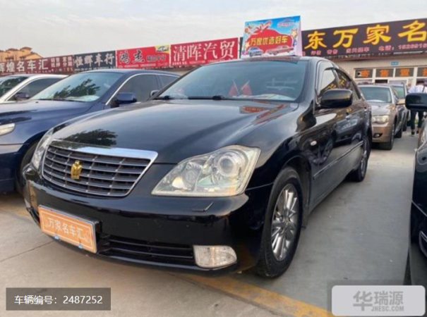 2010年的丰田皇冠,目前价格还在30万!