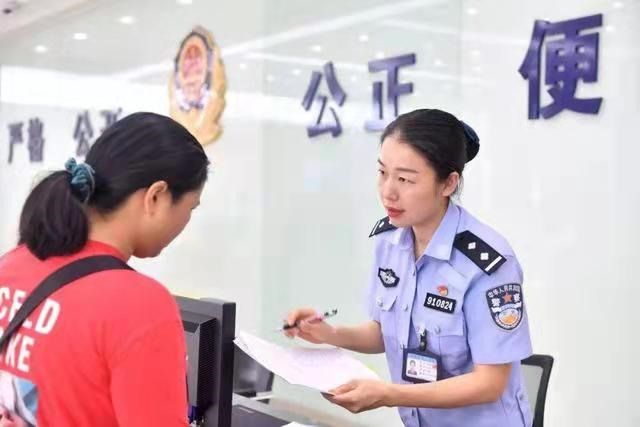 驾驶证到期怎么样换领?