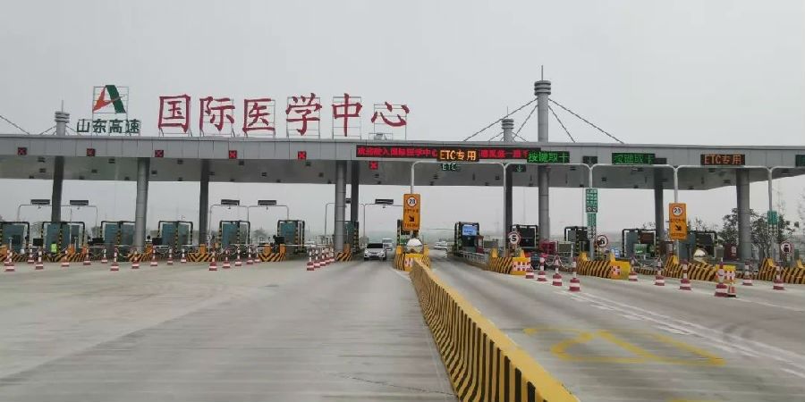高速没油好尴尬,告诉你几招来解决