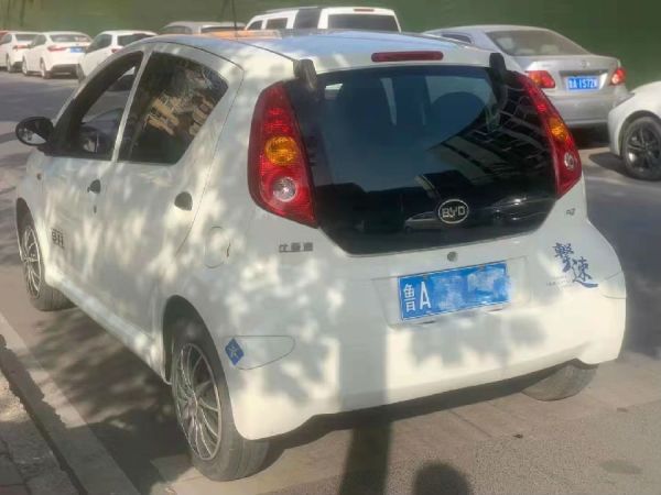 经济小车,比亚迪