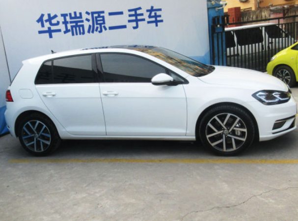 家庭出行好选择2020款大众高尔夫二手车