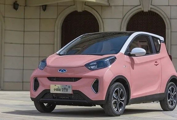 合适接娃买菜的汽车,奇瑞小蚂蚁新能源汽车2021款价格