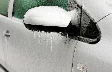 下冻雨车子如何解决