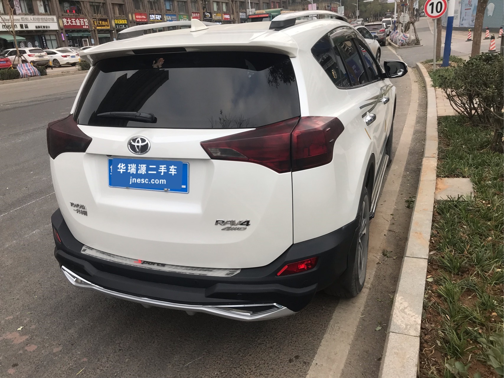 济南丰田 rav4荣放 2015款 2.0l cvt两驱风尚版