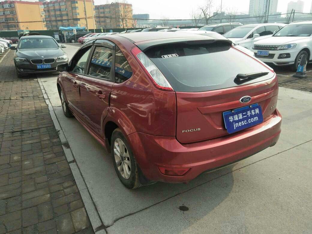 福特 福克斯 2011款 两厢 1.8l 自动时尚型