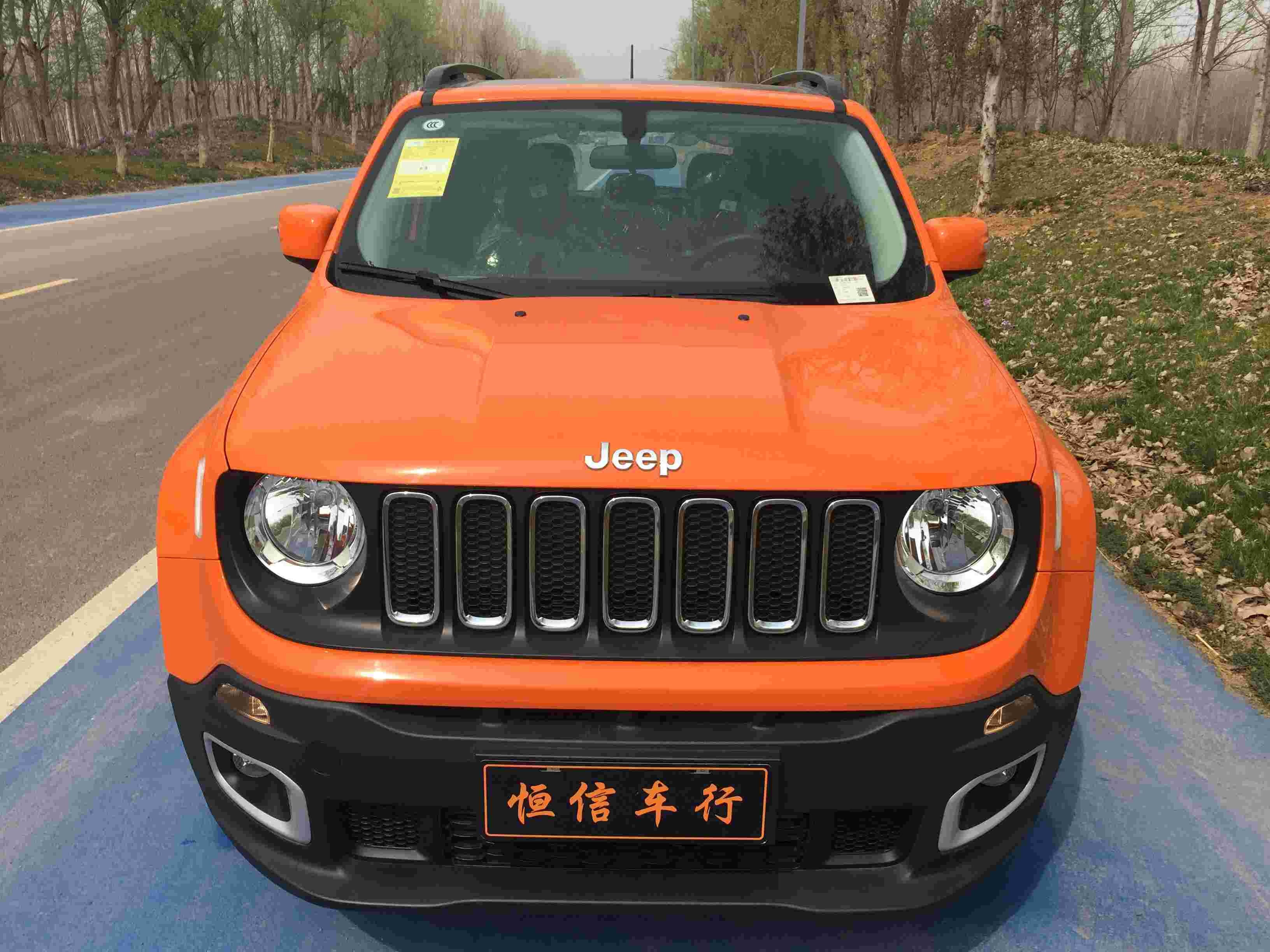 jeep 自由侠 2018款 互联大屏版 180t 自动高能版