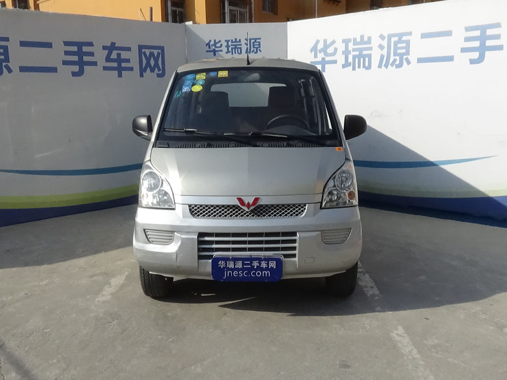 五菱荣光 2011款 1.2l基本型