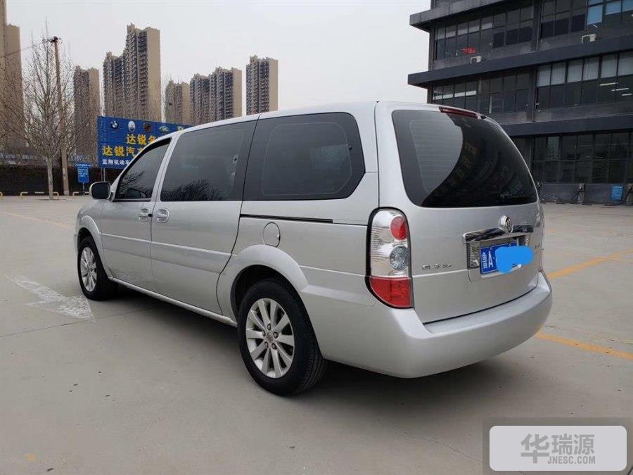 别克gl8 2014款 2.4l 经典版