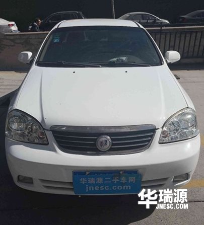 全球化中级轿车，别克凯越04款手工舒适版