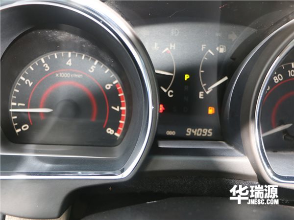 众泰SR7 2016款 配置比外观更惊艳！
