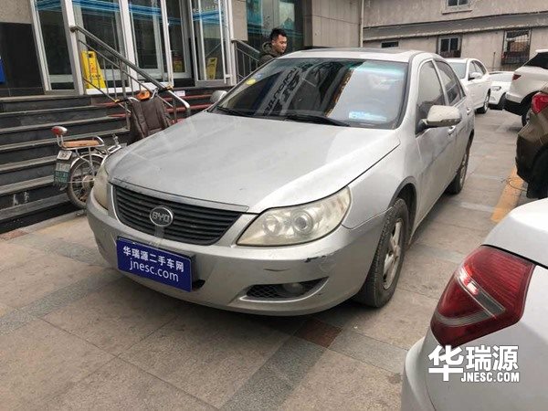 比亚迪高档车 20十大F6黄金版 价格只需要1.5万