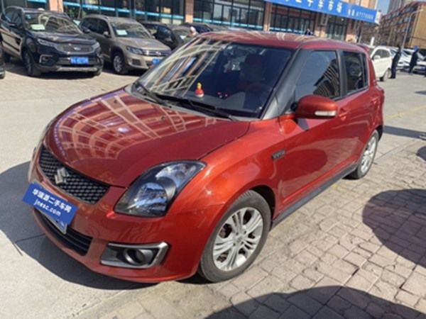 小巧省心当年的雨燕深受喜爱铃木雨燕二手车报价在这里