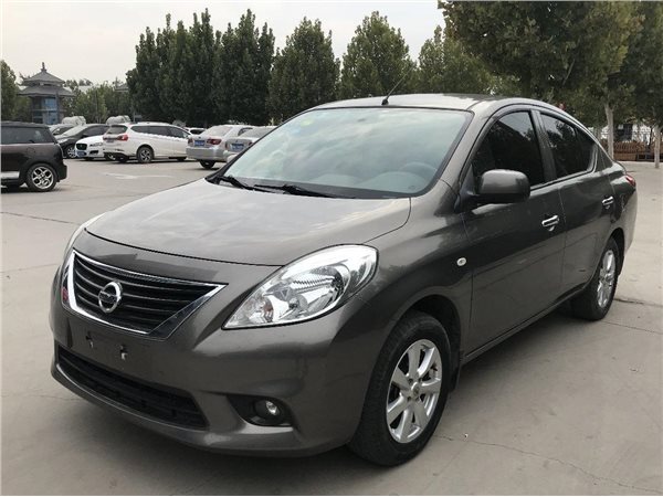 5 xe舒适版 车主说明 :4s置换车转让,13年尼桑阳光车况很好无事故,纯