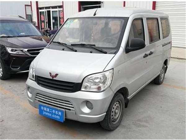 面包车五菱上汽通用五菱五菱之光