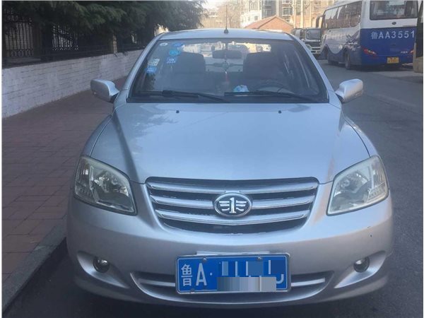 一汽 夏利n5 2013款 1.3l 手动豪华型