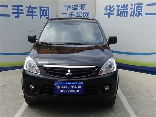 一辆有故事的车 三菱-君阁