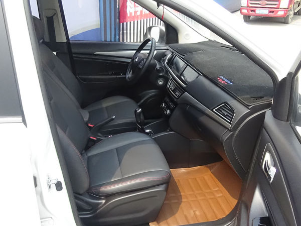 长安欧尚 欧尚ev 2018款 f102七座实用车型