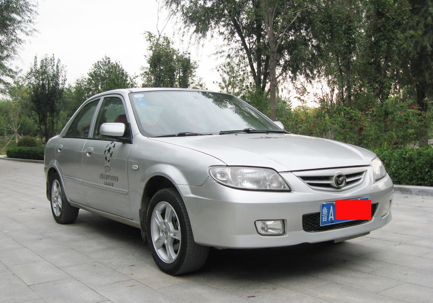 马自达 海南马自达323