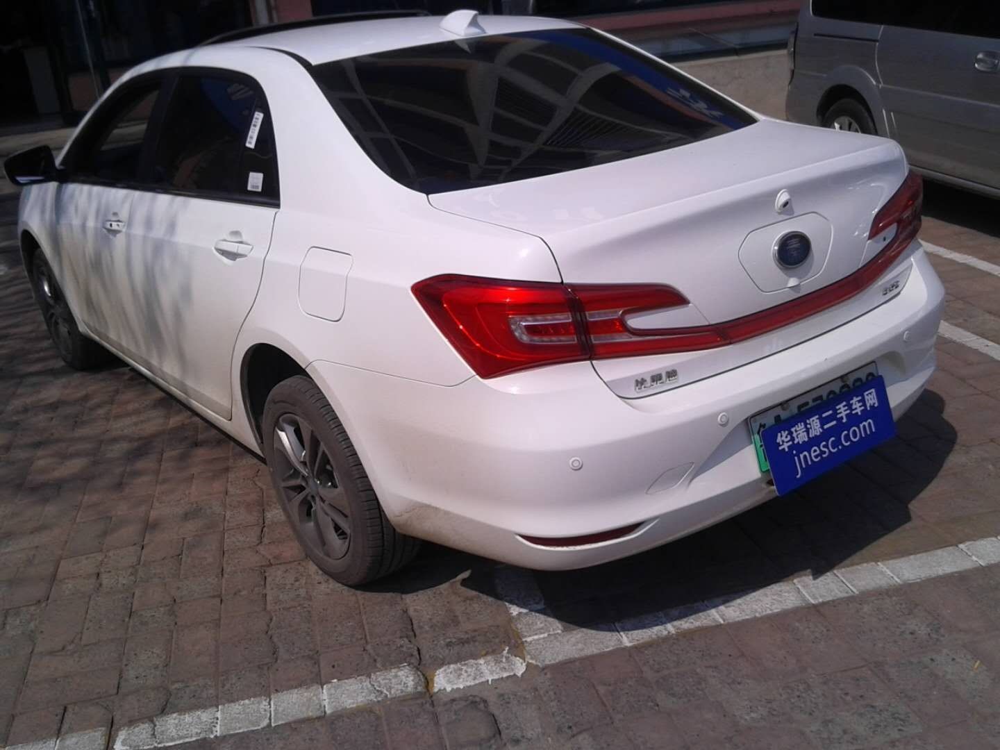 比亚迪秦2018款秦80精英型