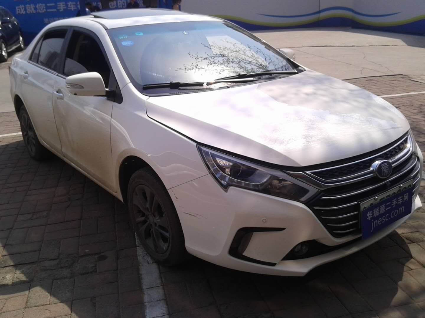 比亚迪秦2018款秦80精英型