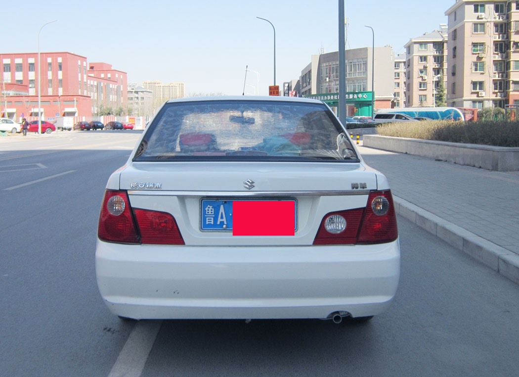 铃木 羚羊 2009款 1.3 白金版