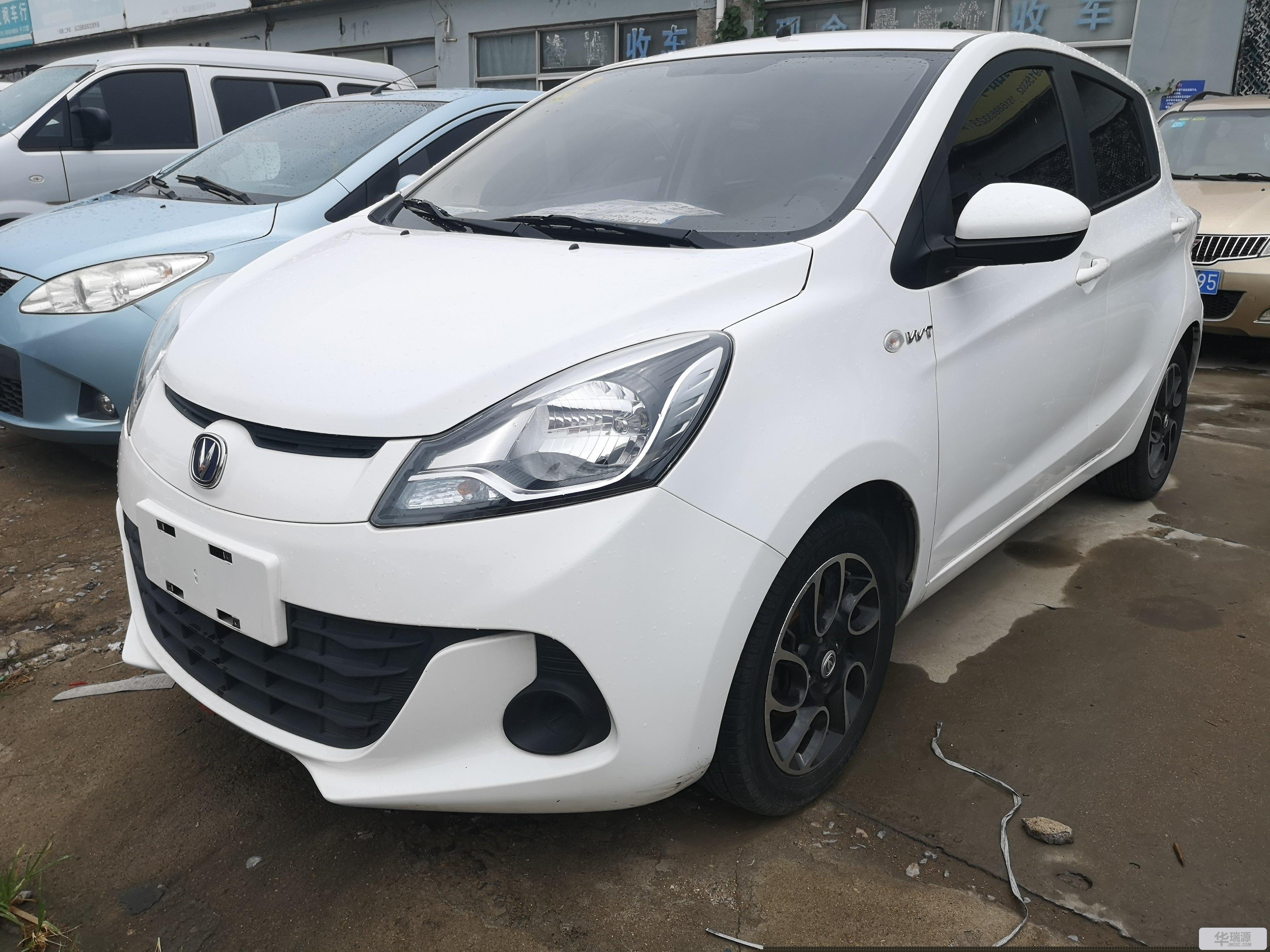 长安奔奔2015款14limt尊贵型