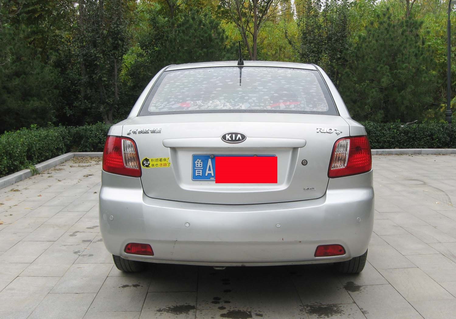 起亚 锐欧 2009款 1.4手动gl