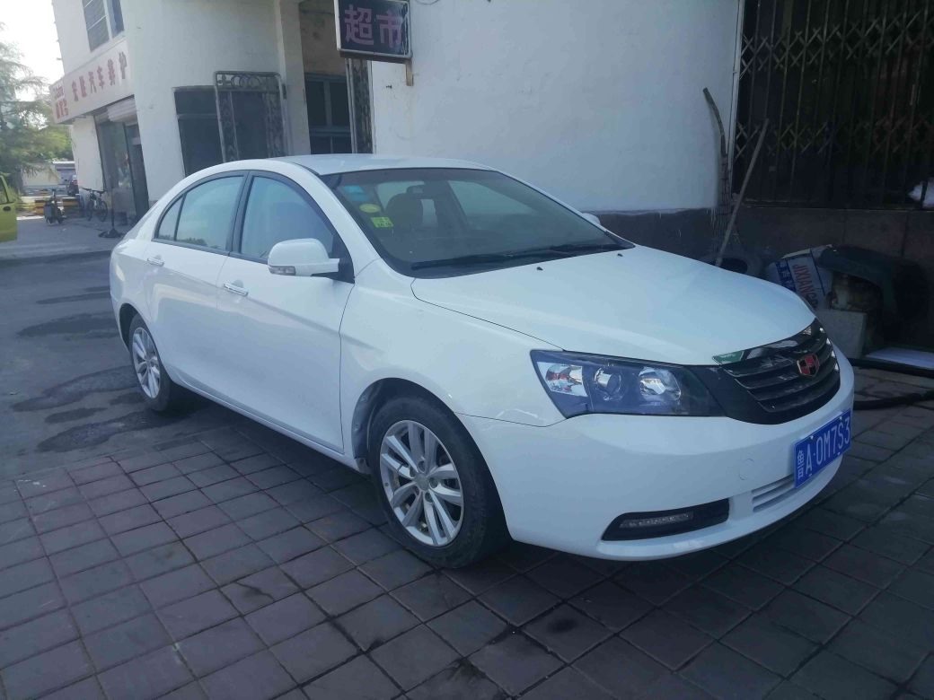 吉利-帝豪ec7-2013款 帝豪ec7-rv 1.5l 手动 精英型