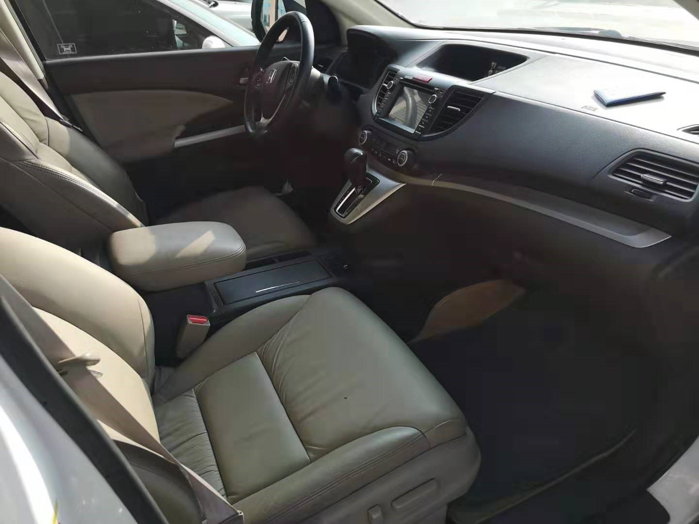 济南本田 本田CR-V 2013款 2.4L 四驱豪华版