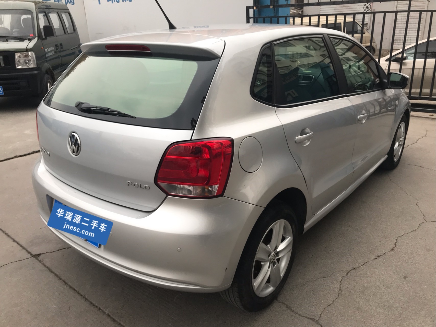 大众-polo-2011款 1.4l 手动致乐版