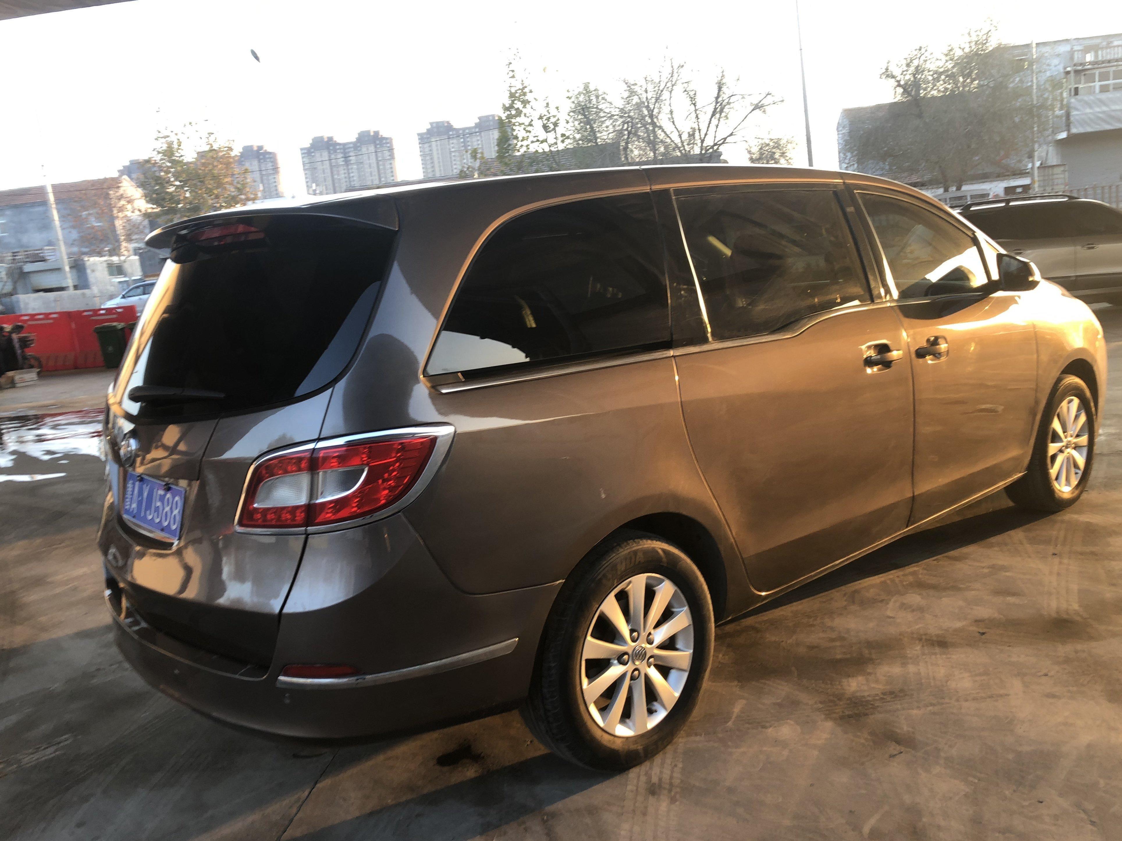 别克gl82011款24lct豪华商务舒适版