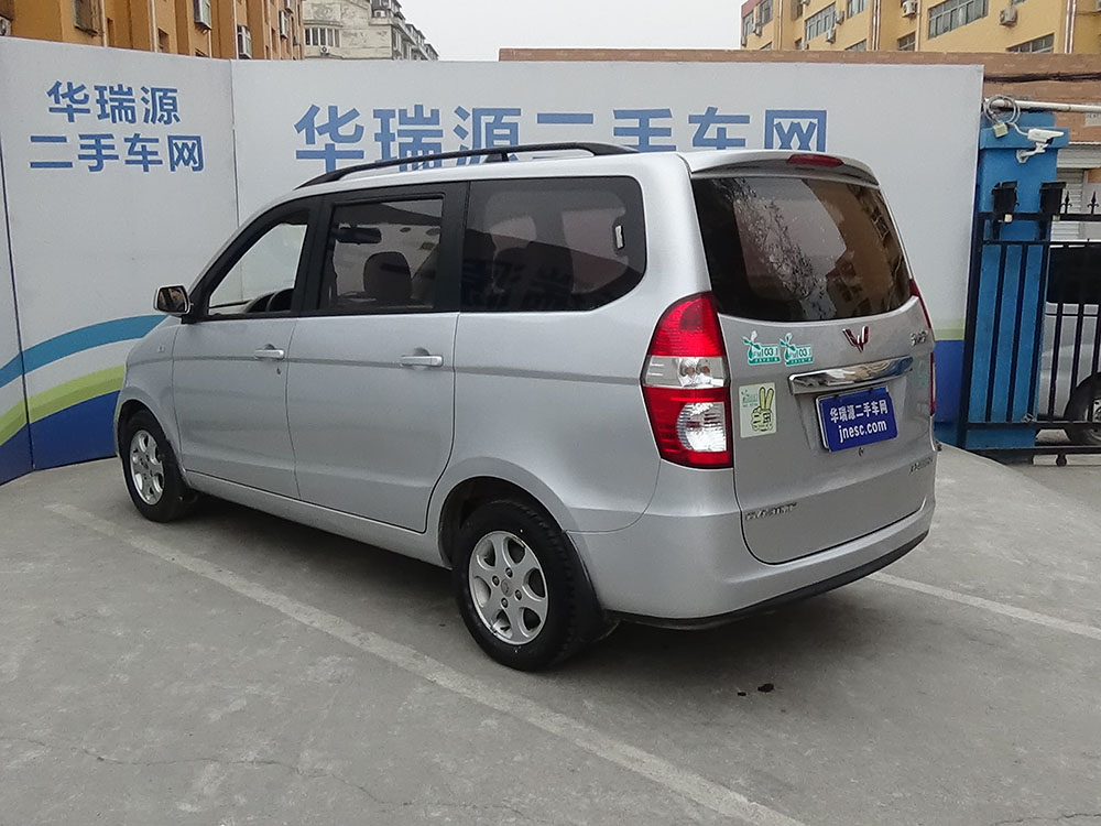 济南五菱 五菱宏光 2010款 6431mf-1.4l 舒适型