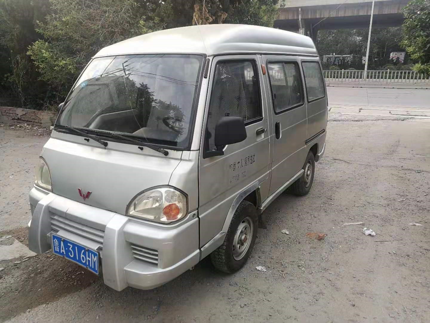 五菱五菱興旺2009款lzw6358e3經濟型倒車位急售