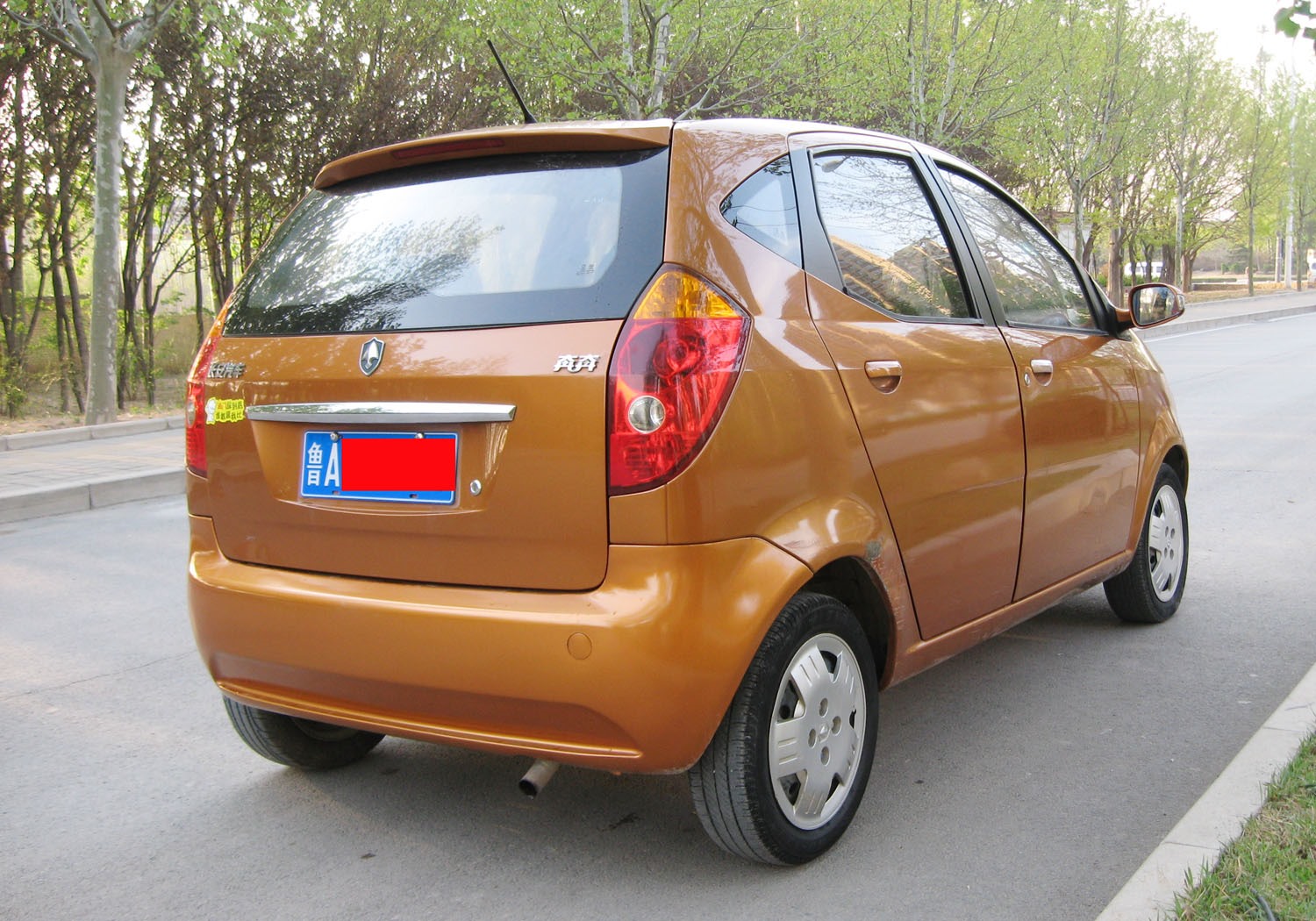 长安 奔奔 2009款 1.0l mt 情定e生版