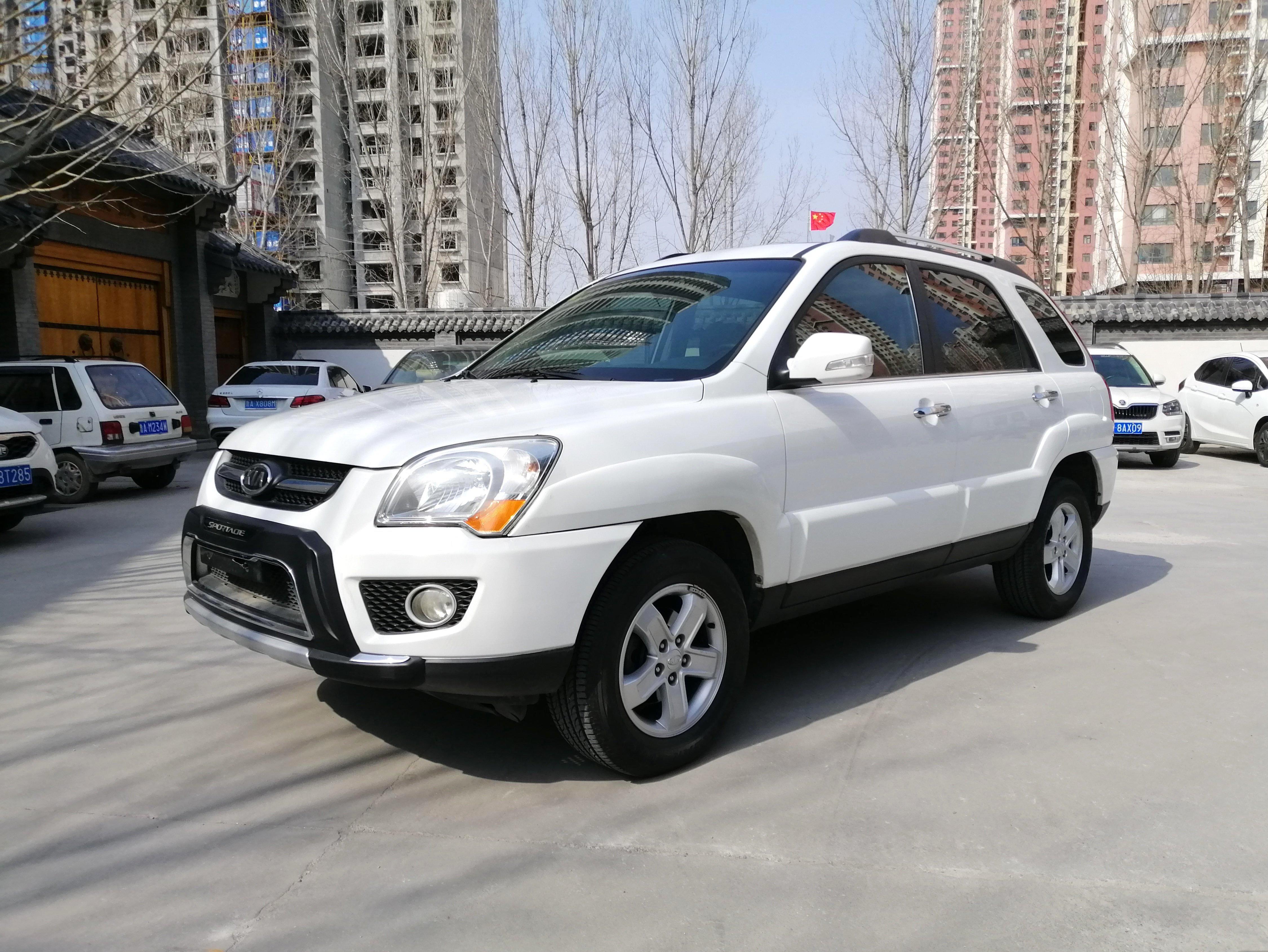 起亚狮跑2009款20l自动两驱版gls