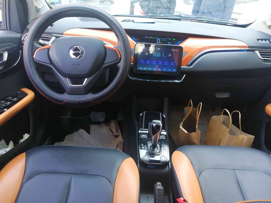 江铃集团新能源江铃e200l2018款e200l舒适型