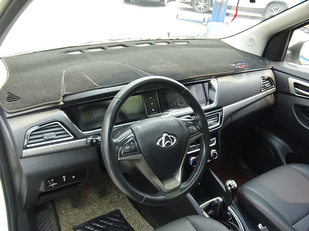 长安欧尚欧尚ev2018款f102七座实用车型