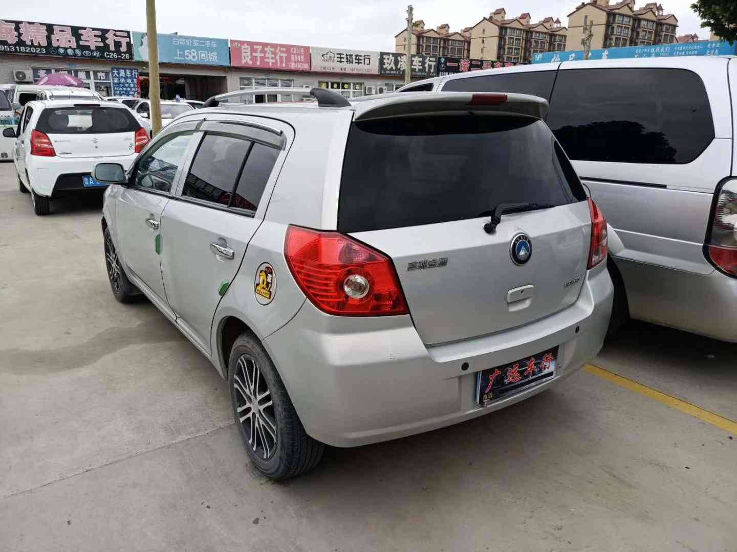 济南吉利英伦-金鹰-2010款 1.5l 自动豪华型