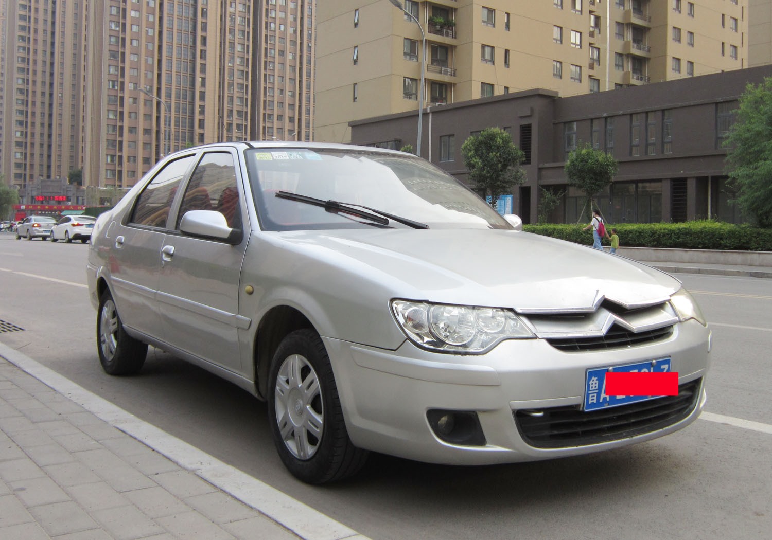 雪铁龙爱丽舍2009款经典爱丽舍三厢16l手动科技型