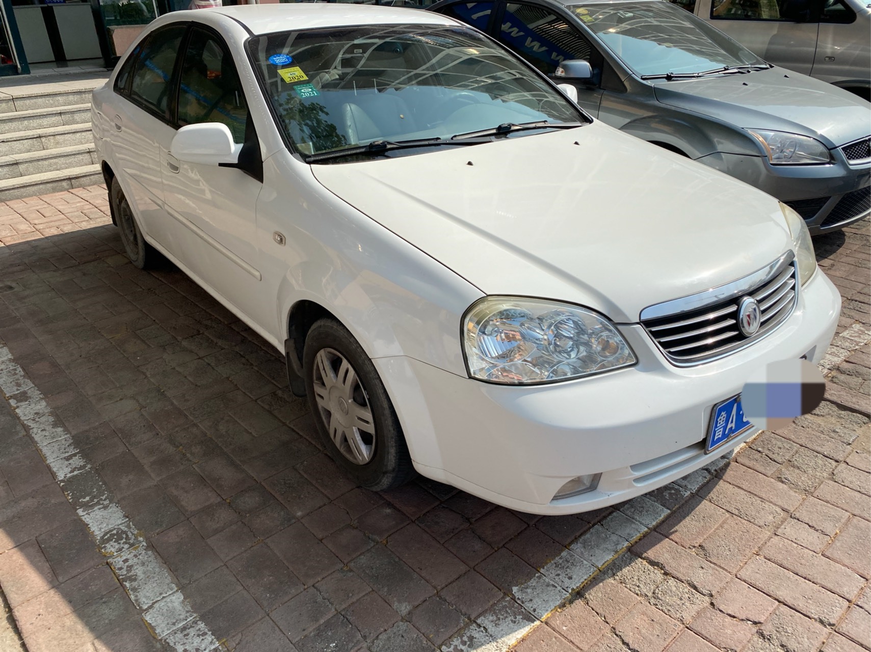 别克-凯越-2004款 1.6 手动舒适版