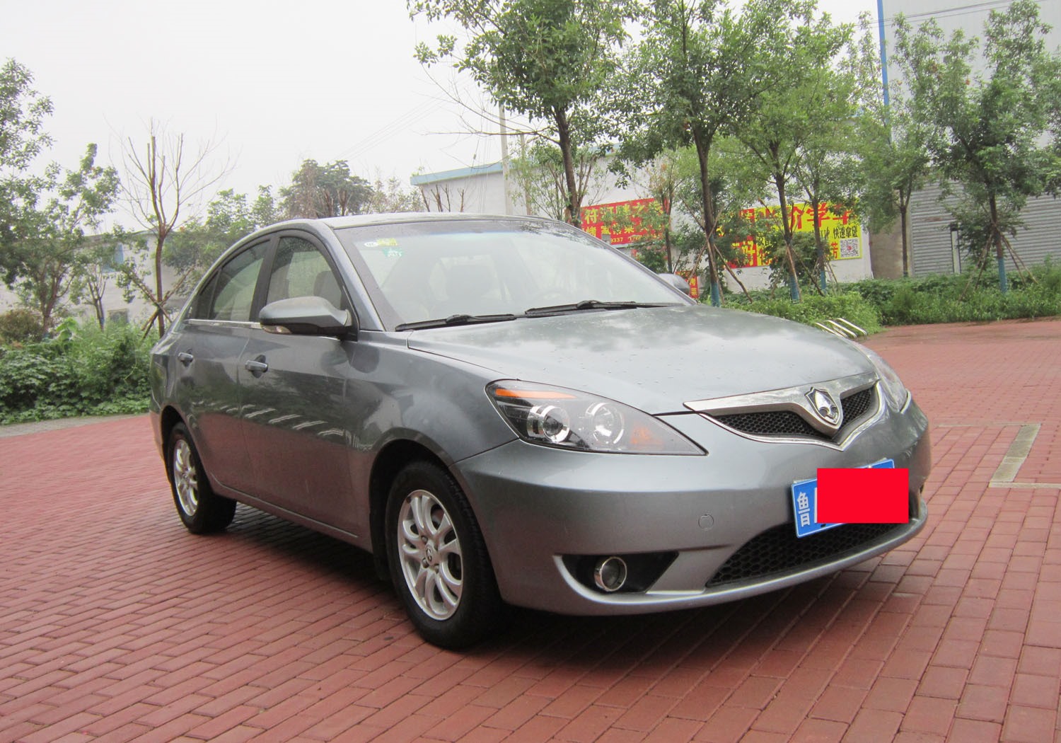 长安 悦翔 2011款 三厢 1.5l 手动3g版