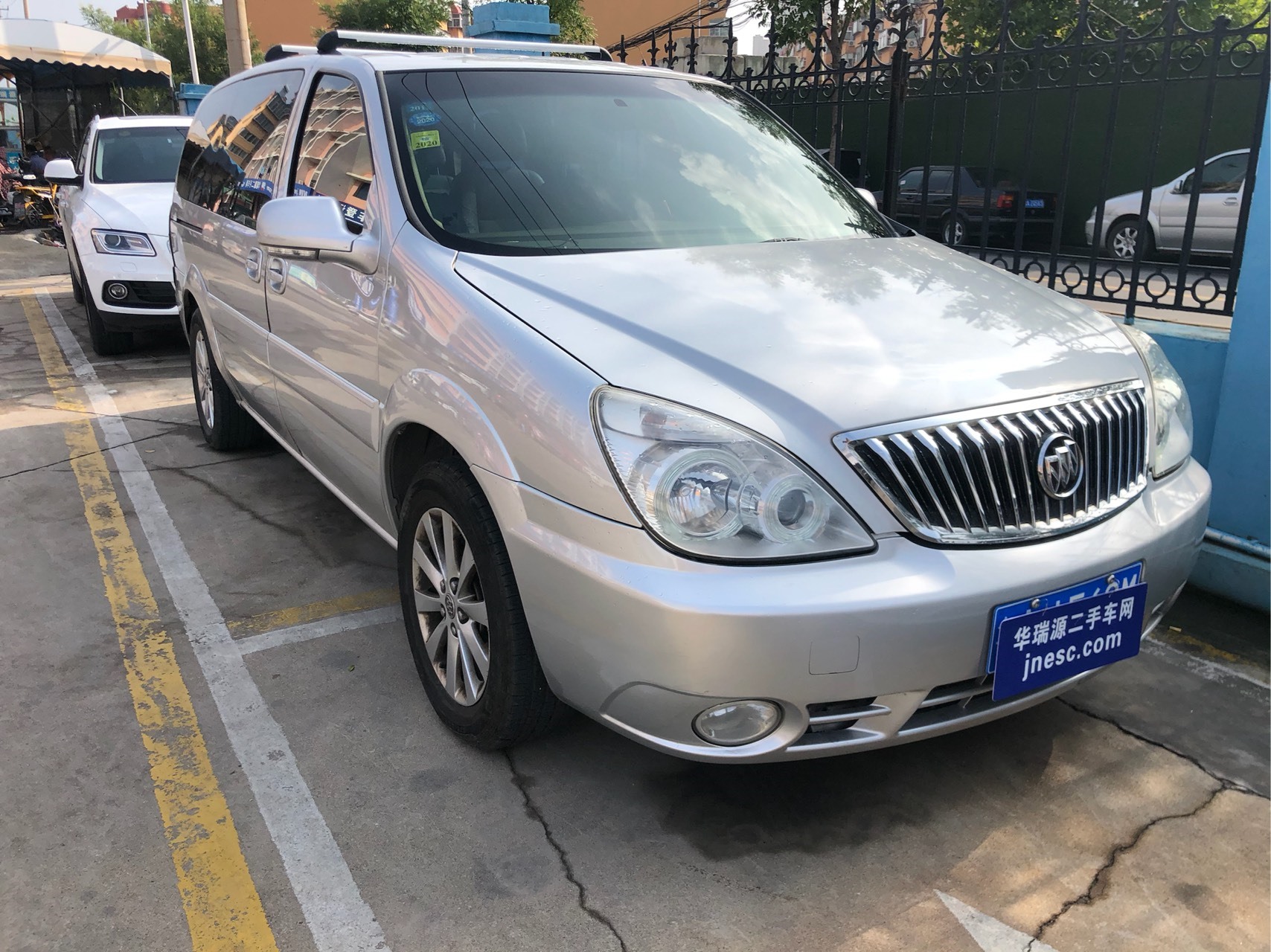 别克别克gl82010款24l舒适版