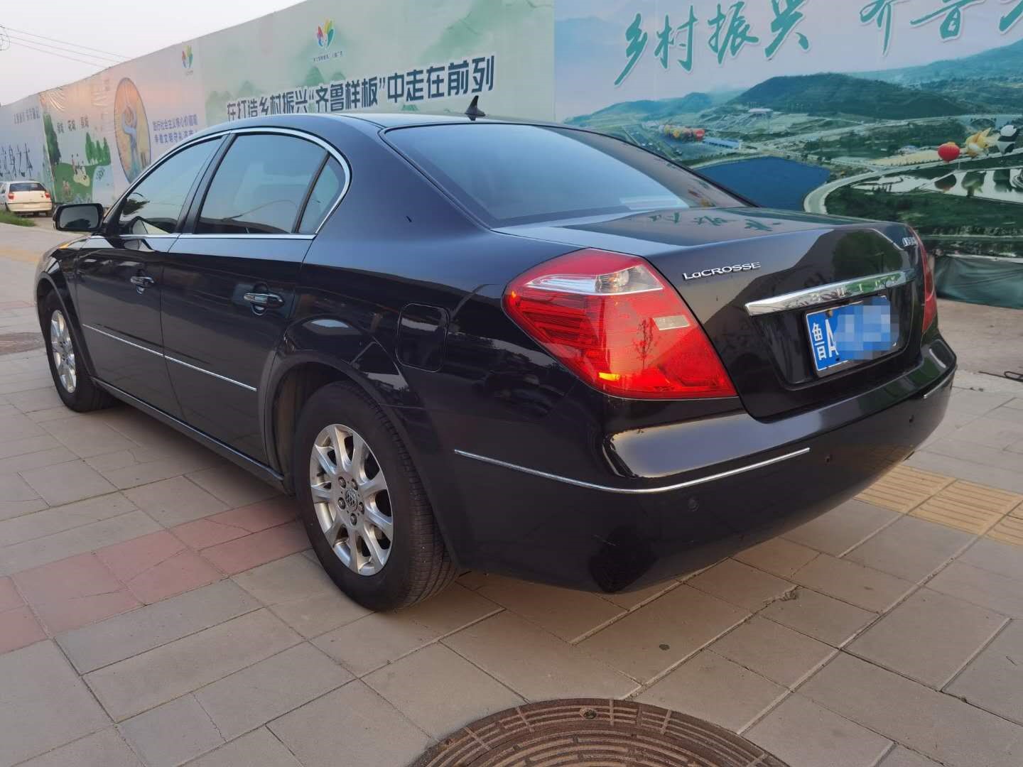 别克 君越 2008款 2.4 豪华导航版