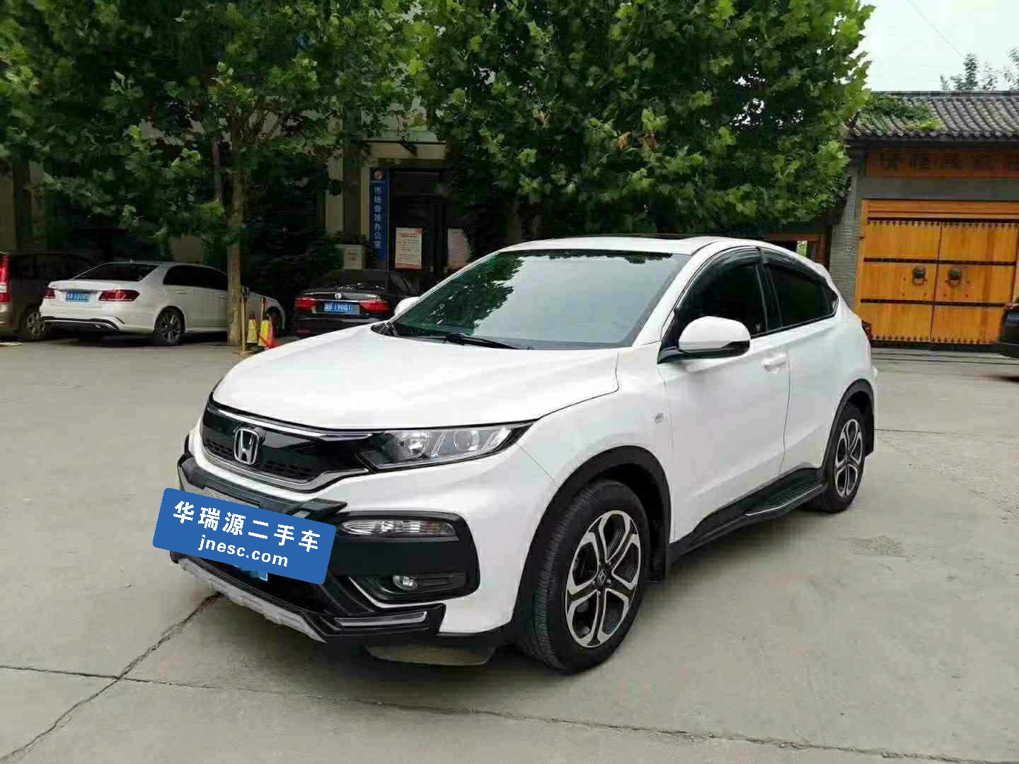 本田本田xrv2015款18lvticvt豪华版