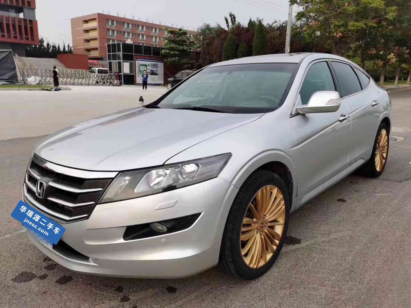 本田-歌诗图-2010款 3.5 手自一体尊贵版