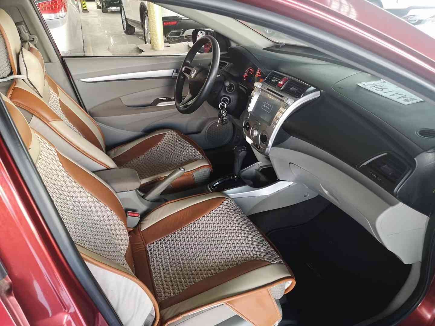 济南本田-锋范经典-2009款 1.5 自动精英版