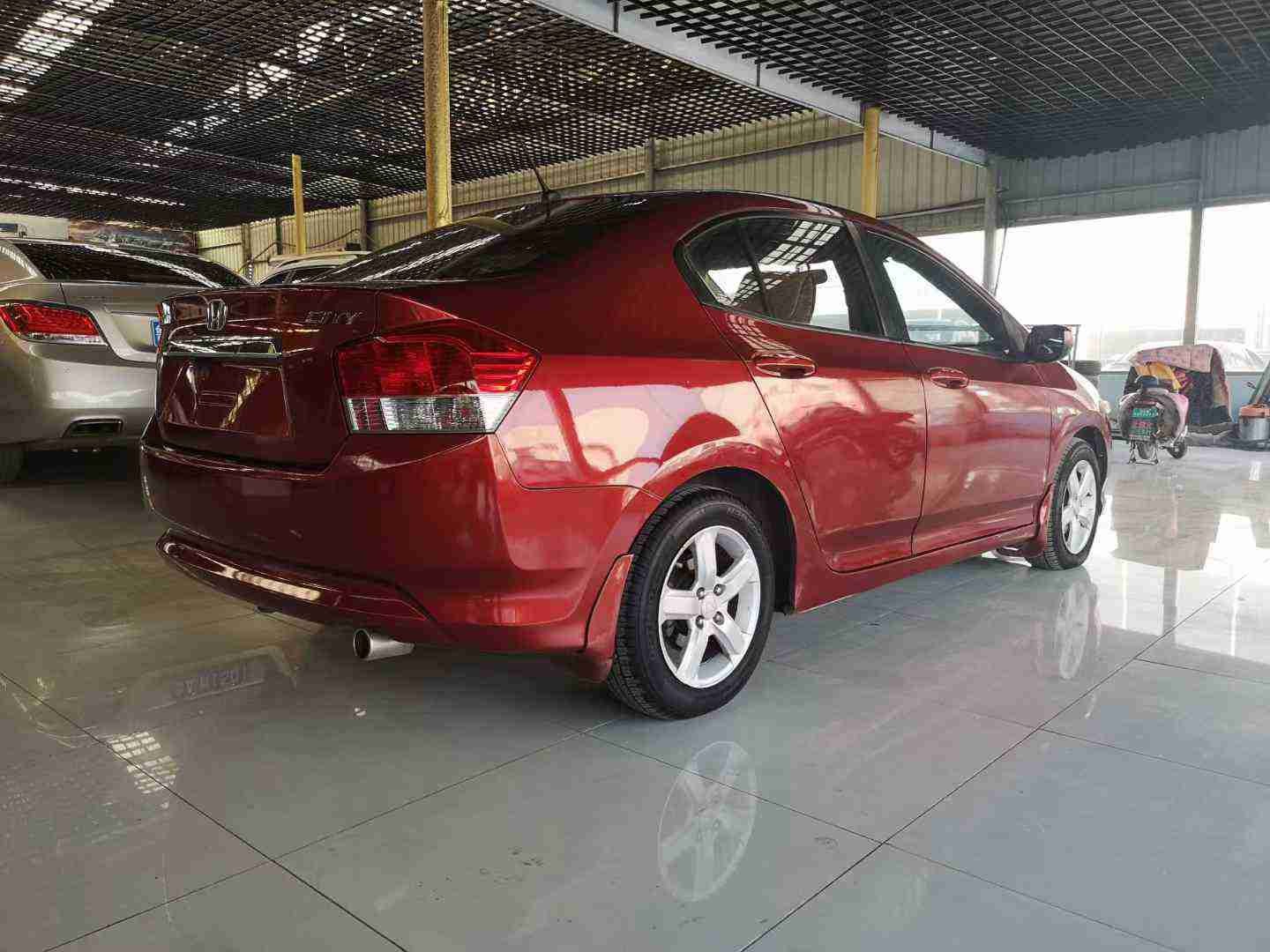 济南本田-锋范经典-2009款 1.5 自动精英版