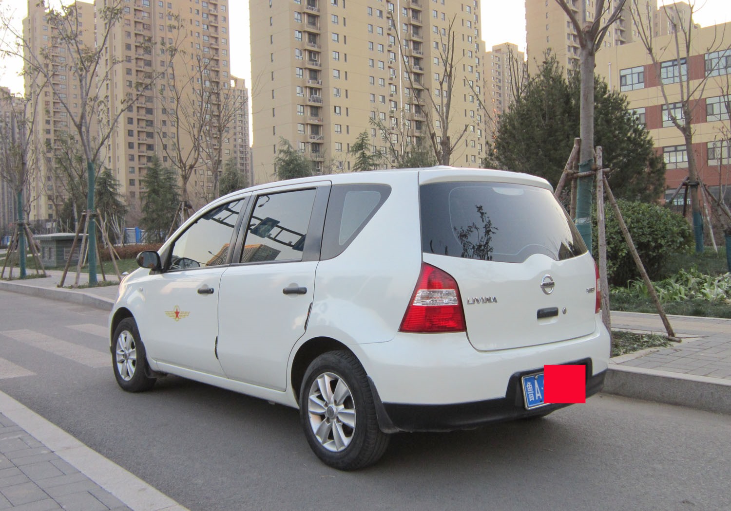 日产骊威2009款16l手动全能型